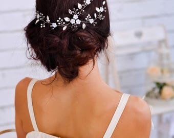 Bridal headpiece Wedding hair vine Bridal hair comb Wedding hair piece Bridal hair accessories Crystal headpiece Bridal jewelry Flower hair
