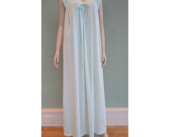 1960s Mint Green Shadowline Nightgown, Vintage Pastel Green Night Gown, Vintage Long Nightie, Mad Men Nylon Nightgown Lingerie Medium Large