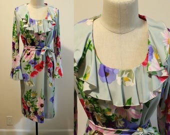 1960s style Ruffle Floral Dress