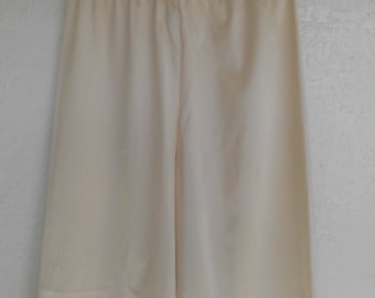 Pettipants Panty Panties Ivory Beige Knickers Vintage Bloomers Cabernet