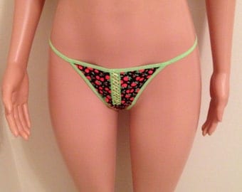 Everyday Casual Rose Pattern Thong Panties-Women Size Med G-String