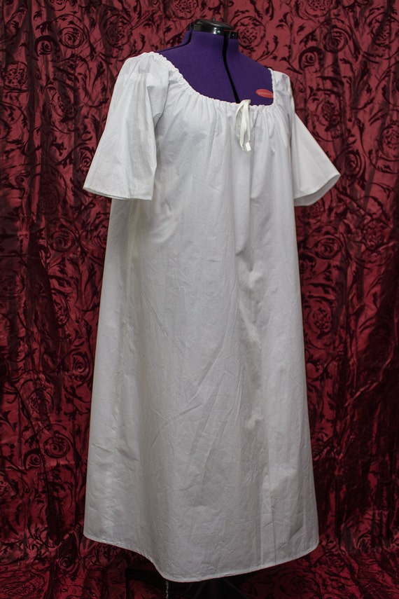 18th century long chemise in cotton with flat felled seams