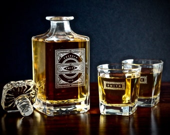 Boyfriend Gift – Personalized Whiskey Decanter Set – Gifts for Him, Groomsmen Gifts