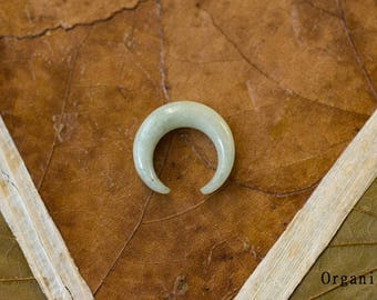 Mayan Jade - Septum - Tusk - Pincher - 3mm (8g) - 5mm (4g) - Green Manzano Jade