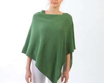 Lightweight poncho, Cashmere blend poncho, Green cape, Knitted poncho, Knitted cape, Cashmere lambswool viscose poncho,Knitted summer poncho