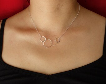 Four Circle Necklace Linked 40th Birthday Gifts for Women Silver and Gold Best Friend for 4 Bridesmaid Gift Four Bridesmaids Gift