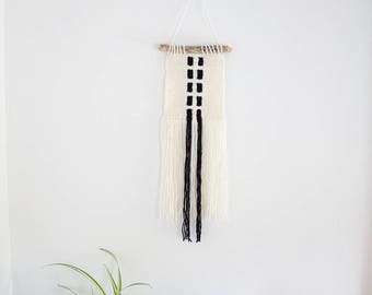 SMALL Woven Wall Hanging / Modern Design / Black and Cream / Driftwood