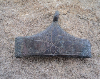Antique Bronze, Figure overlay - suspension, 1200 - 1300