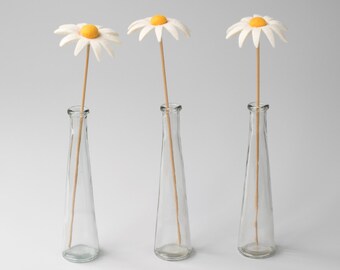 Felt Daisy Flower - Artificial flower arrangement in vase, Handmade wet felted flower bouquet, Wool felt flower stem.
