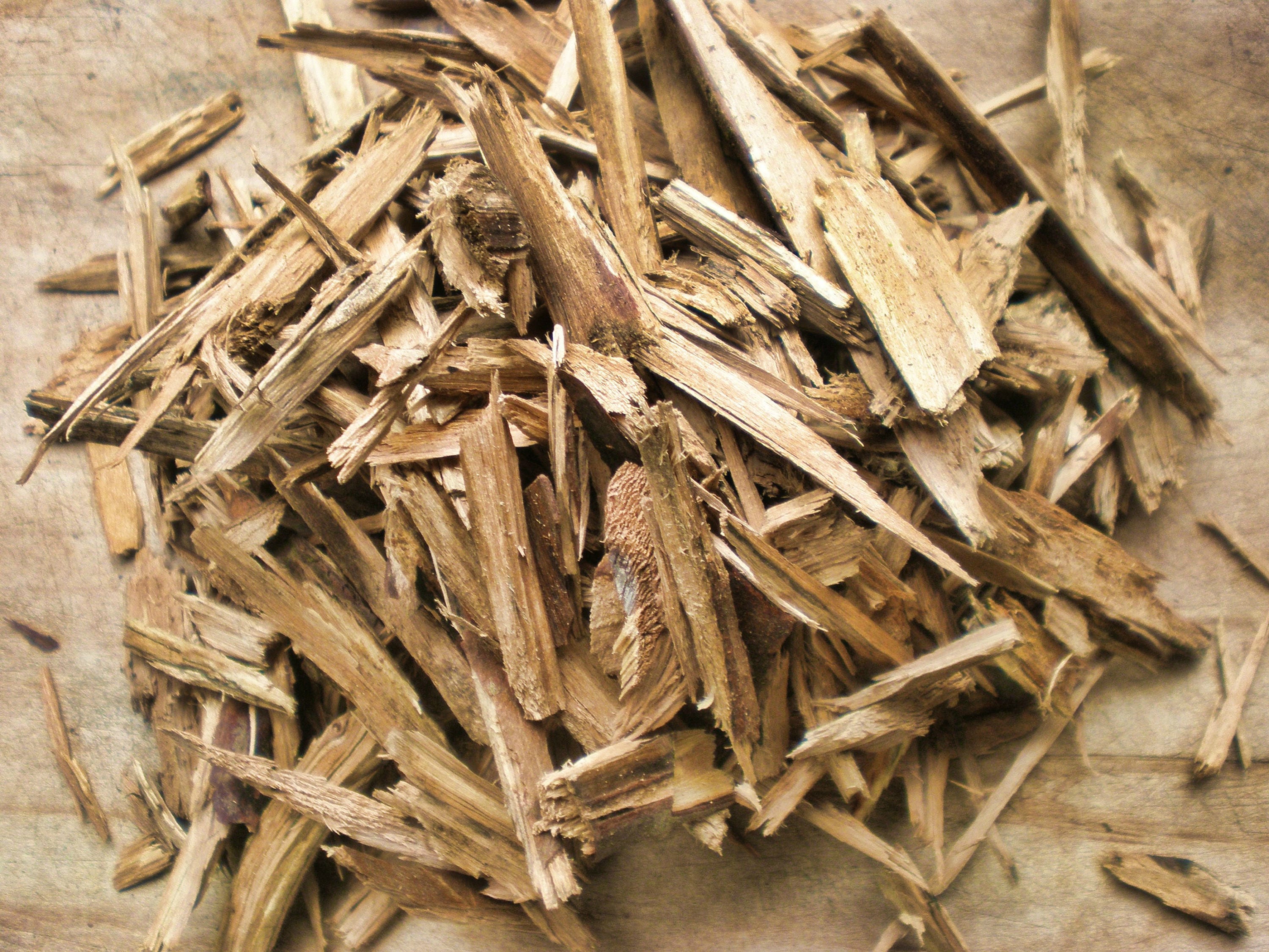 Guava Wood Chips BBQ Smoke Chips Exotic Barbeque Grilling