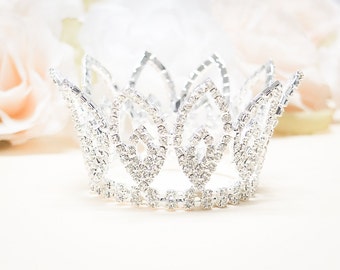 Rhinestone Mini Crown, Baby Crown, Baby Tiara, Mini Tiara, Tiny Crown Photo Prop, Princess Mini Crown