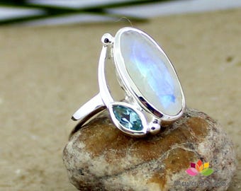 big moonstone ring, blue topaz ring, rainbow moonstone ring, silver topaz jewelry, faceted cut moonstone, healing stone, valentine gift ring
