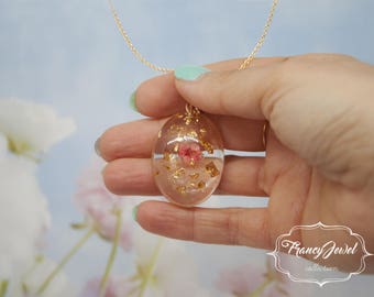 Easter jewelry, OOAK necklace, 24ct gold flakes, boho chic, bridal shower, flower pendant, real flower jewelry, made in Italy, Mother's gift