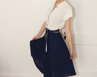 vintage navy and white dress flight attendant inspired look
