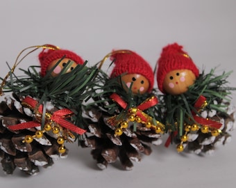 SALE - Set of 6 Vintage Pine Christmas Ornaments