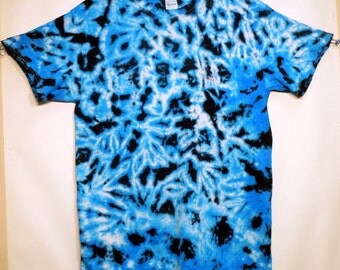 Tie Dye Turquoise Black Scrunch Short Sleeve T-Shirt