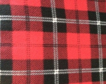 Fleece Red and Black Plaid Blanket