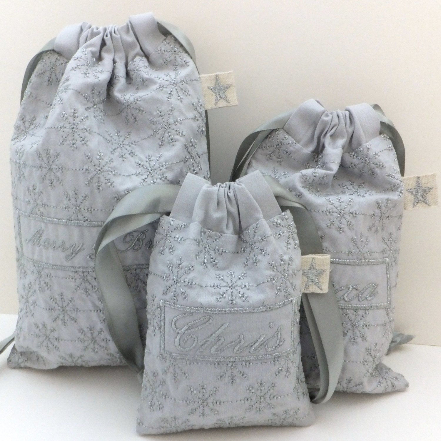 IntheHoop Gift Bags Machine Embroidery Designs sc103d and