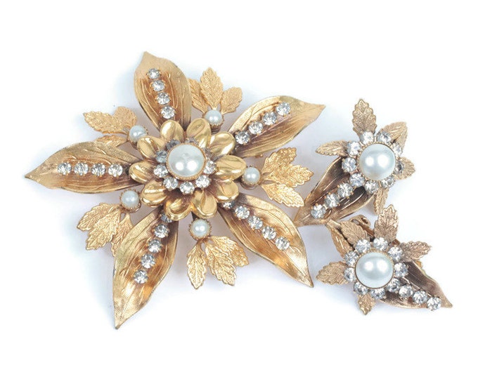 Last Chance Sale Faux Pearl Rhinestone Brooch Earrings Set Flowers Leaves Vintage