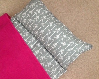 Personalized nap mat, Great for daycare or preschool. Girls. Cute arrows. Oh so soft.