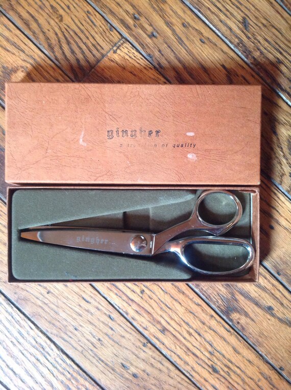 Vintage Gingher Pinking Shears Scissors