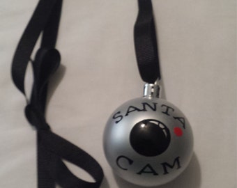 Santa Cam Ornament Necklace