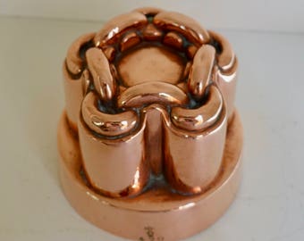 Antique English Copper Mold with Chain, Ca. 1850, Benhams & Cross