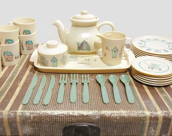 Childrens Dishes, Play Dishes, Kids Dishes, Tea Sets For Children, Tea Set, Plastic Tea Set, Chilton, Vintage Tea Party, Vintage Toys
