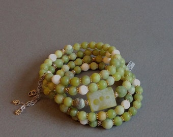 Bracelet Mala,wrap bracelet,108 mala beads,nephritis,howlite,yoga jewels,mantra jewelry,meditation,engraved stone,placebo,placebo effect
