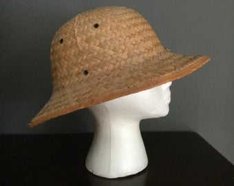 Vintage 30s straw woven Safari style formed hat