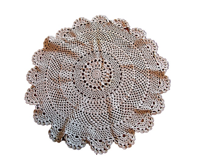 Vintage Medium Crochet Doily - or Centerpiece in Off White - Hand Crocheted Doilies Set of 3 - Vintage Linens,