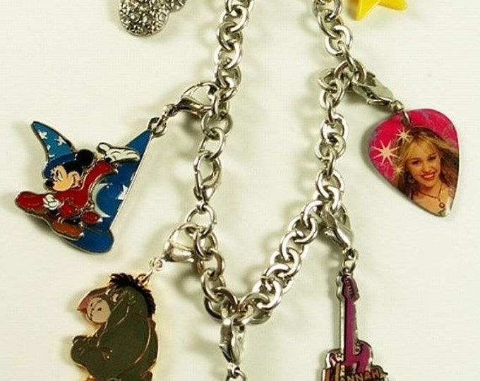 Storewide 25% Off SALE Beautiful Vintage Silver Tone Disney Charm Bracelet Featuring Seven Original Charms Each Marked Disney.