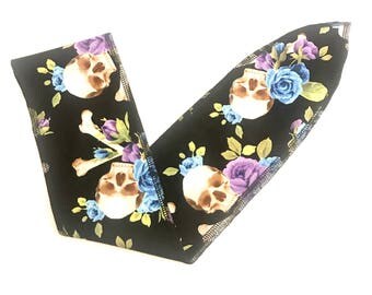 Skull and crossbones rockabilly hair wrap