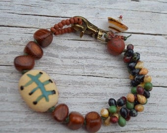 Earthy Boho bracelet Gaea - DayLilyStudio