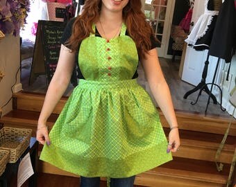 Retro Green And Polka Dots (448)