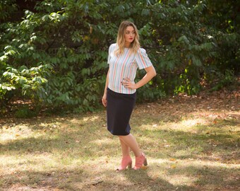 Vintage Navy Pencil Skirt // Secretary Skirt // 1980s Skirt