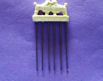 Vintage Glamour Lift Poodle Dog Hair Comb Pick, Vintage Hair Pick, Glamour Lift Hair Pick, Afro Pick, Poodle Hair Pick, 1960's Hair Pick
