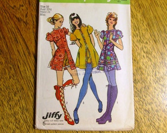 SEXY 1970s Mini Dress w/ Puff Sleeves & JIFFY Short Shorts - (Easy to Make) - Size 10 (Bust 32.5") - VINTAGE Sewing Pattern Simplicity 9544