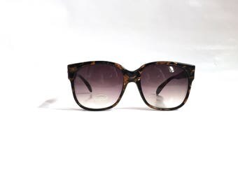 Vintage Deadstock 1989 Sanford Hutton Colors in Optics 84 Oversized Pearl Toned Designer Sunglasses / Bronze Pearl and Black