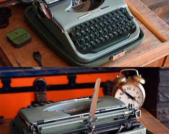 Working Brosette Typewriter - Manual Portable w/ Original Carrying Case - Comes with New Ink Ribbon - Made in Germany - 100% Functional