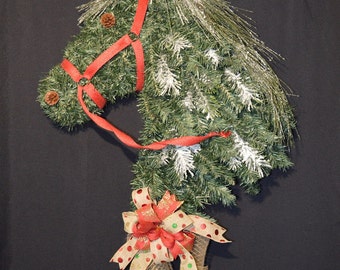 Wintry Horse Head Wreath