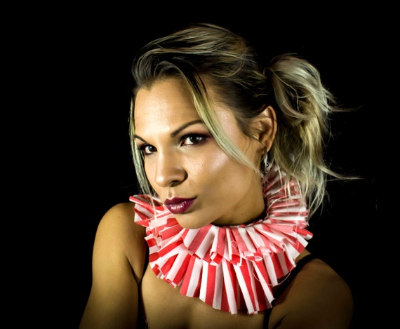 Red and White striped Circus Collar Red and White striped Circus Collar