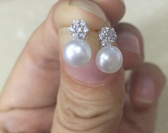 small pearl stud earrings,freshwater pearl earrings, wedding earrings, pearl wedding earrings, wedding jewelry, chandeller wedding earrings