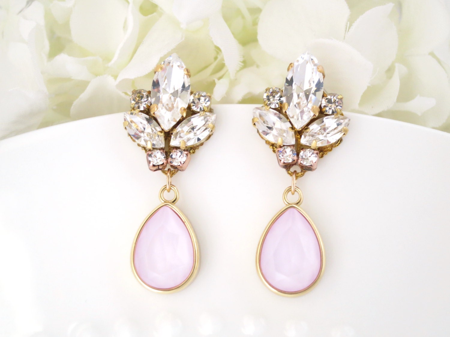 Swarovski powder rose teardrop earring, Gold and pink wedding earring, Blush crystal drop bridal earring