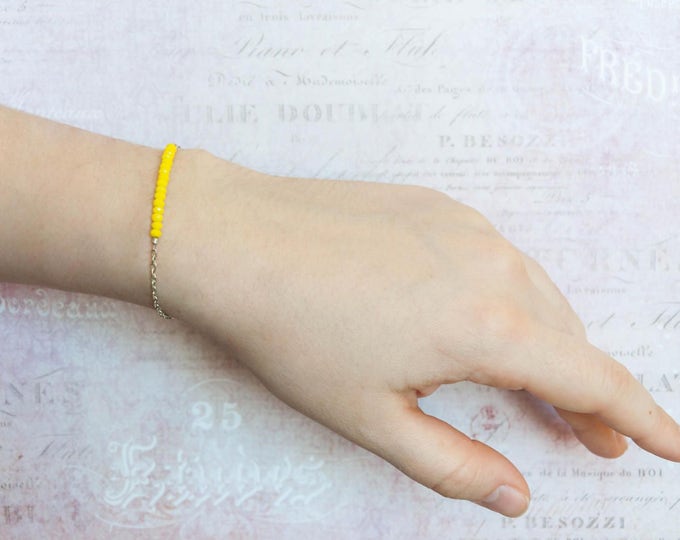 50% OFF Glass bead bracelet, Yellow bead bracelet, 6 inch yellow bracelet, Seed bead bracelet, 6 inch bracelet, Simple bead bracelet