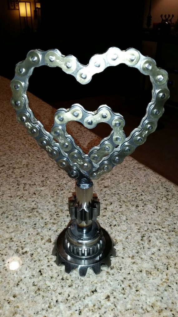 Two Hearts in love Valentines Statue