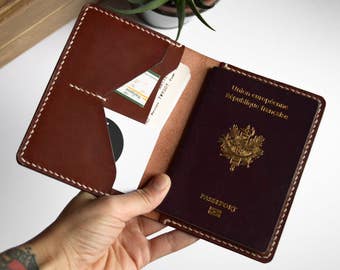 Passport Holder, BROWN vegtanned leather, Passport cover