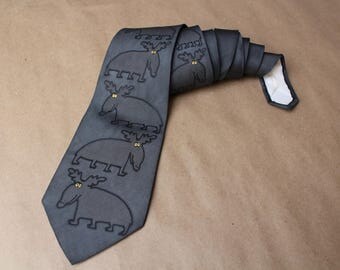 Handpainted Necktie.Vintage necktie.Dark Grey Silk necktie.Hele Tunner Necktie.Mens necktie.Silk tie.Mens tie.Animals tie.Hand made tie.
