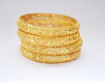 Items similar to Personalized Chura with bride & groom names Choora ...
