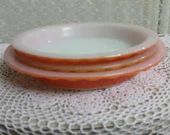 Agee Pyrex Pie Plates Vintage and Retro Cookware Bakeware Pie Plates
